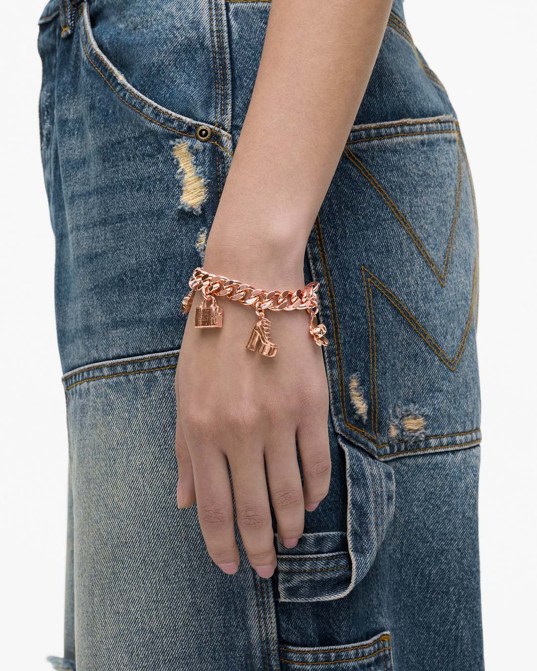 The Mini Icon Charm Bracelet Antique Rose Gold Marc Jacobs / JEWELRY